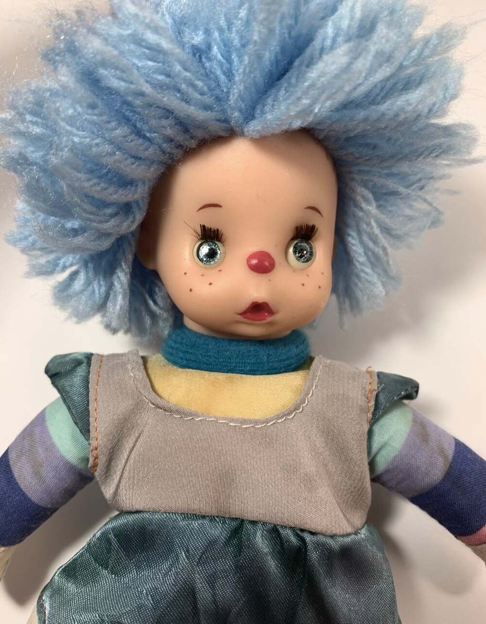 French yarn hair poupee dolls